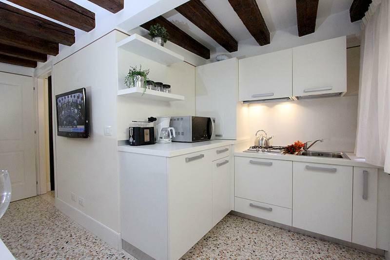 Alberto Apartment In Венеция Екстериор снимка